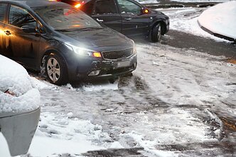 Eismo įvykis žiemą Eismo įvykis žiemą