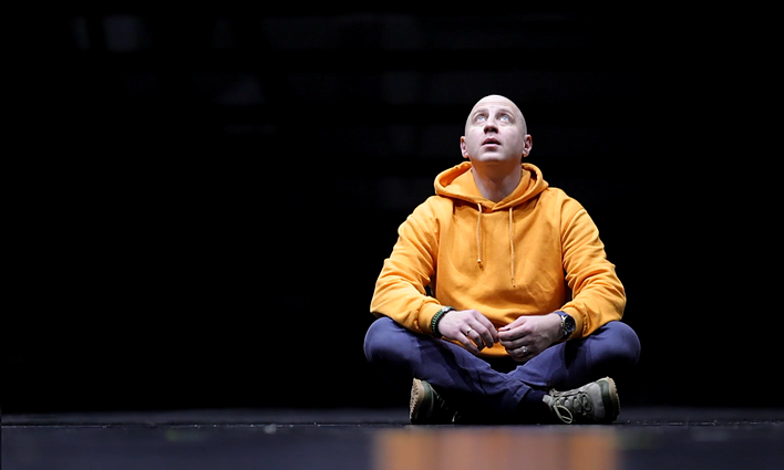 Aktorius Repšys su psichikos liga kovoja tikėjimu: pamatęs, ką jis daro su žmonėmis, nusprendžiau būti su Dievu