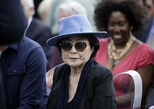 Yoko Ono