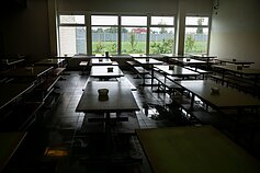 Kybartų Užsieniečių registacijos centre apgyvendinti neteisėti migrantai Kybartų Užsieniečių registacijos centre apgyvendinti neteisėti migrantai