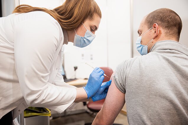 Drastiškai augant COVID-19 atvejų skaičiui, Kaune planuojama atidaryti papildomą COVID-19 testavimo punktą