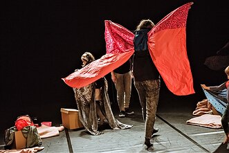 Spektaklis „Padarėliai“