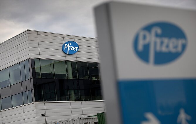 Panorama. ES patvirtino „Pfizer“ sukurtą geriamąjį vaistą nuo COVID-19 (su vert. į gestų k.)