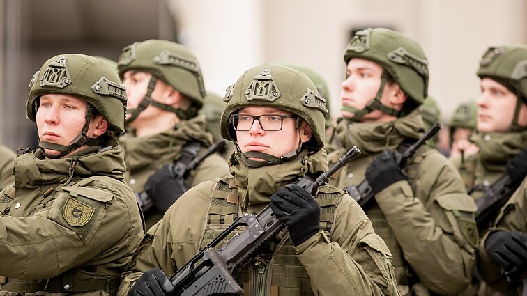 Labas rytas, Lietuva I d. Sunerimusiems dėl karo grėsmės psichologė pataria: labai gerai būtų daryti savo darbą pačiu geriausiu būdu