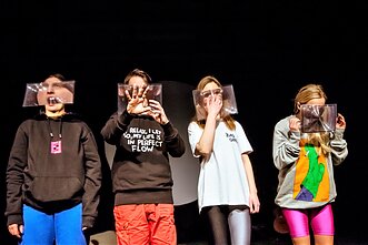 Spektaklis „Kissmas“