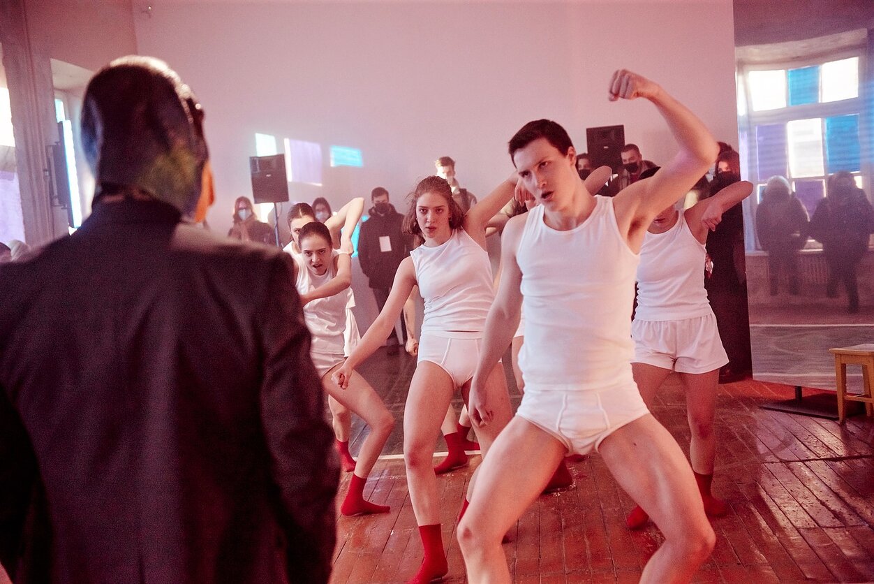 Spektaklis „Me two/Savoj krūvoj“