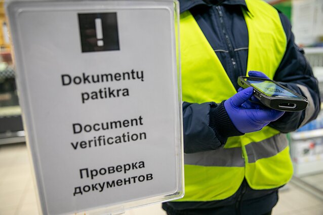 Panorama. Vyriausybei planuojant atsisakyti galimybių paso, ekspertai įspėja apie naujas COVID grėsmes