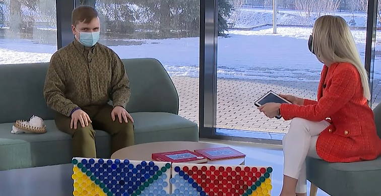 Daugybe talentų stebinantis menininkas Reinoldas Kelpša: 16-metis pristato savo iliustruotą knygą