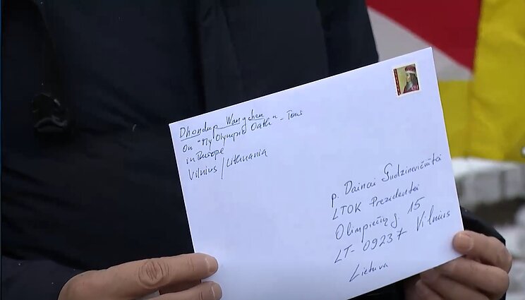 Tibeto laisvės aktyvistas Vilniuje ragina boikotuoti Pekino Olimpines žaidynes dėl šalyje vykdomų žmogaus teisių pažeidimų