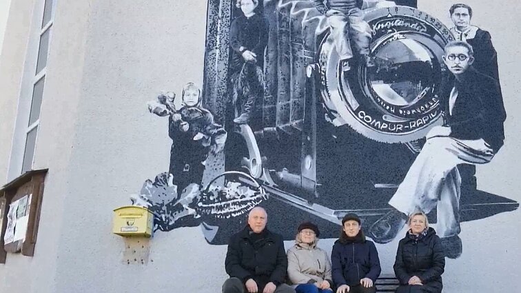 Pasvalį papuošė freskos, kurios kraštui nusipelniusių žmonių istorijas perkelia iš archyvų į gatves