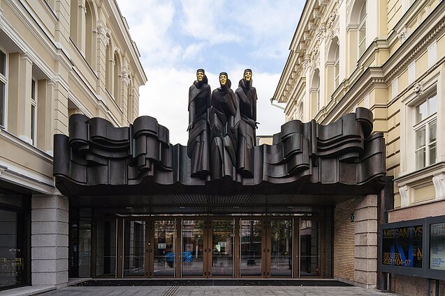 Lietuvos nacionalinis dramos teatras 