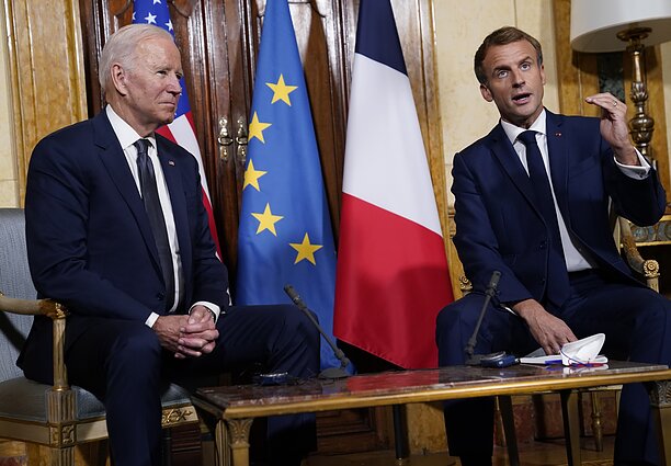 Joe Bidenas ir Emmanuelis Macronas Joe Bidenas ir Emmanuelis Macronas