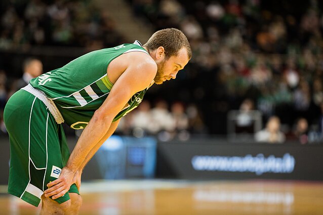 Eurolyga per LRT. Į pertrauką tarp „Valencios“ ir „Žalgirio“ kovos lietuviai išėjo su taškų deficitu: labiausiai koją kišo tolimi metimai
