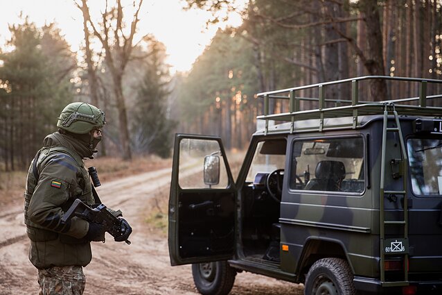 Žinios. Penktadienį pasieniečiai į Lietuvą iš Baltarusijos neleistinose vietose neįleido 9 migrantų