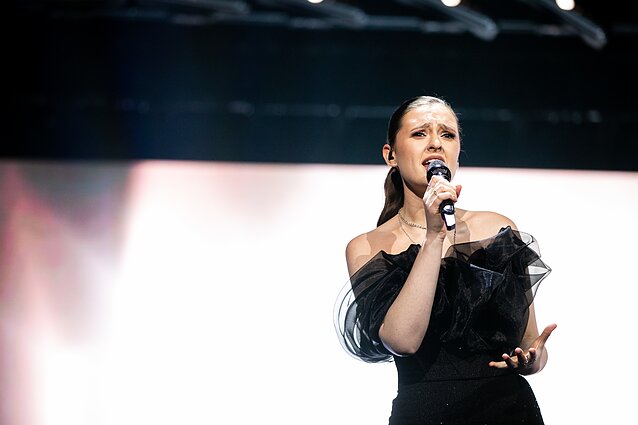 Antrasis „Pabandom iš naujo!“ pusfinalis, Ieva Zasimauskaitė