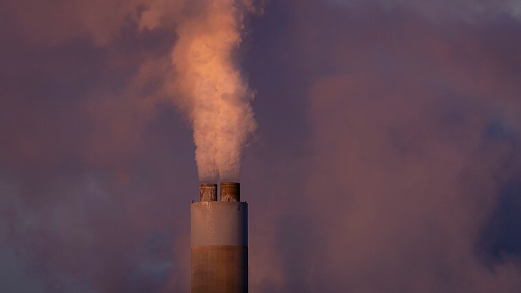 EK sprendimas dėl žaliosios energijos, stebėtojų teigimu, Rusijai leis toliau manipuliuoti energijos kainomis