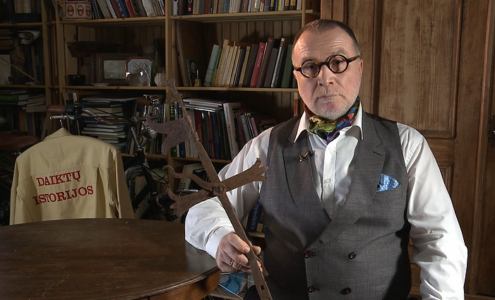 Daiktų istorijos. Darbo drabužių istorija, UNESCO organizacija ir vargonų muzika Lietuvoje sovietmečiu