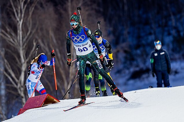 Žinios. Pirmasis lietuvių startas Pekine: žiemos olimpinėse žaidynėse debiutavo biatlonininkė Gabrielė Leščinskaitė
