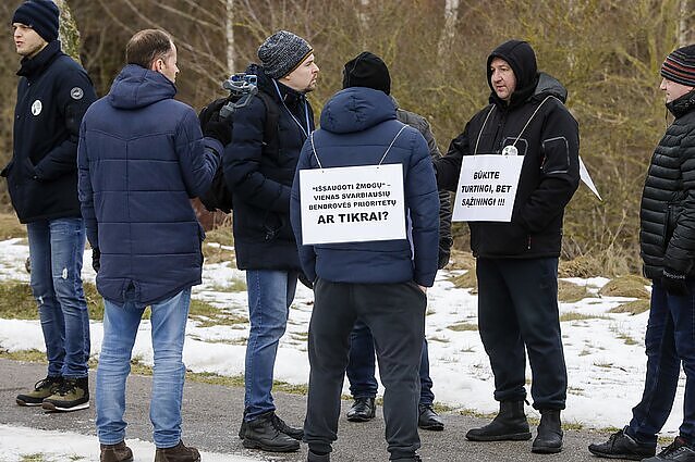 „Achemoje“ prasidėjo neterminuotas streikas, vadovas kolektyvinės sutarties pasirašyti neketina