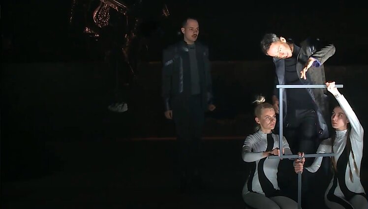 Premjera paaugliams Klaipėdoje: spektaklis „Robotų pasakos“ pagal mokslinės fantastikos klasiką