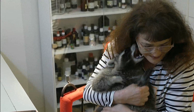 Meškėnas Fritzis su šeimininke Mathilde Laininger