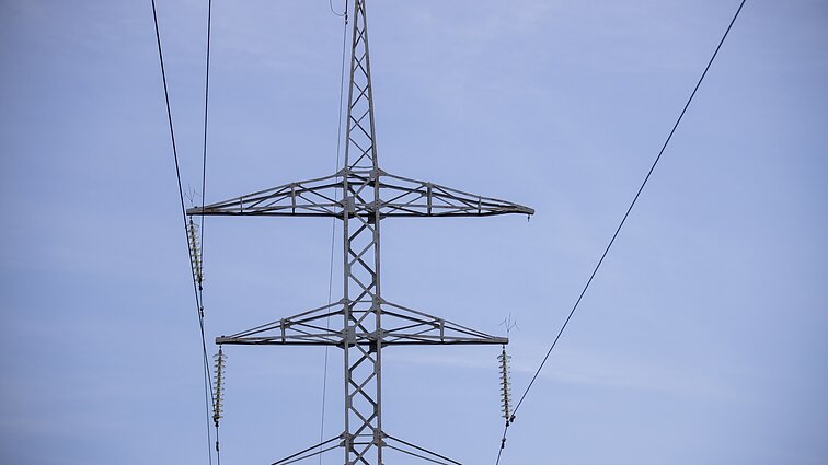 Svarbi valanda. Ekonomistai mano, kad Vyriausybei jau reikia įsikišti į energetikos rinką ir įšaldyti energijos kainas