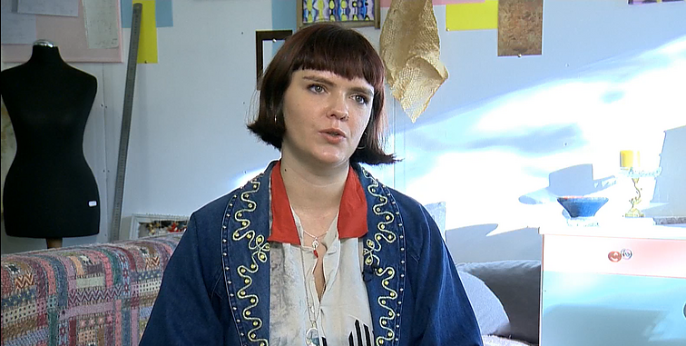 Kūrybą išnaudoja kaip atgaivą sielai: tvariuose lietuvės dizainerės darbuose – svarbios užkoduotos žinutės