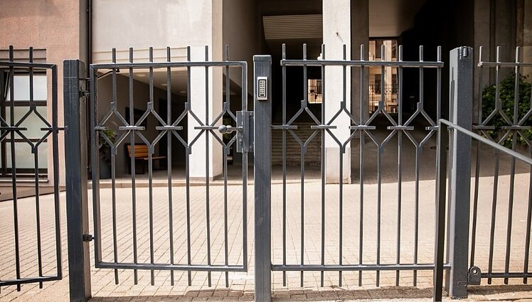 Vienus vartelius Reformatų sode pravėrė, kitų – ne: savivaldybė pripažįsta, kad situacija – komplikuota