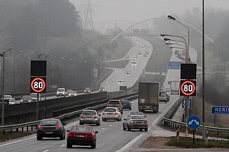 Kintami informaciniai kelio ženklai Kintami informaciniai kelio ženklai