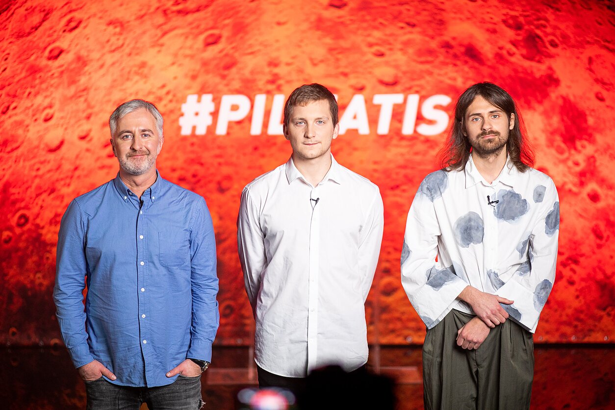 LRT OPUS PILNATYJE – roko grupė „jautì“ LRT OPUS PILNATYJE – roko grupė „jautì“