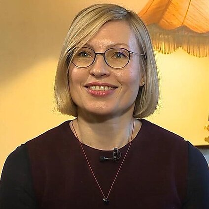 Daiktiniai įrodymai. Sustingusi muzika: apie stogus ir sienas su Marija Drėmaite