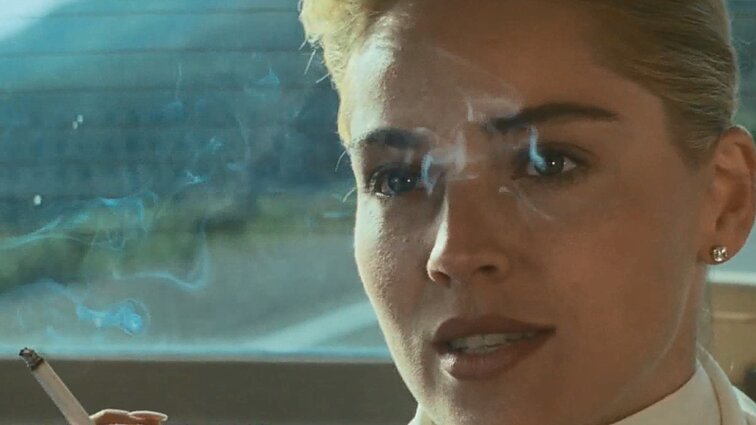 Tarp kino naujienų – Puaro tyrimas, atsitiktinis Jennifer Lopez jaunikis ir atnaujintas „Esminis instinktas“