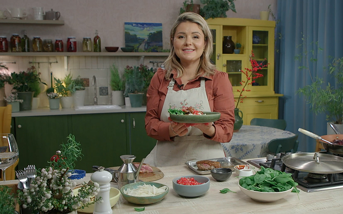 Beatos virtuvė. Pasiruošimas Vasario 16-ajai su lietuviškais patiekalais, apsilankymas vištų ūkyje ir pokalbis su Nele Savičenko