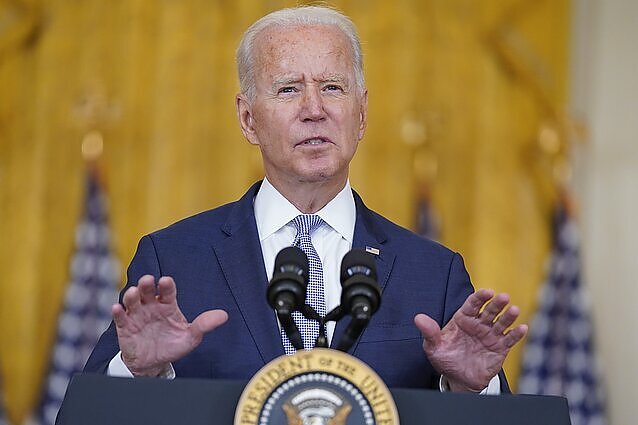 Netylantys JAV perspėjimai: Bidenas ragina amerikiečius nedelsiant palikti Ukrainą