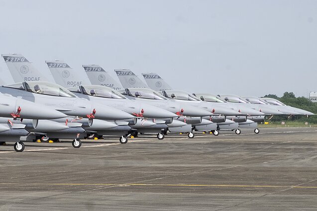 F-16 naikintuvai