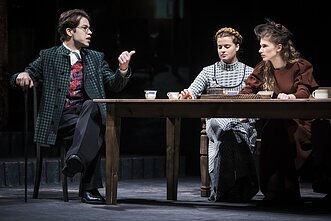 Gyčio Padegimo spektaklis „Pirmeiviai“