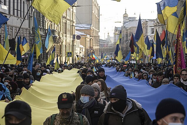 Ukrainoje – Vienybės diena: nepaisant JAV skelbtos informacijos, ukrainiečiai Kijeve jaučiasi ramiai ir saugiai