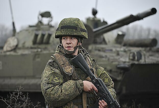NATO: Rusijos pareiškimai neįvykdyti – įrodymų, jog vykdoma deeskalacija, nėra