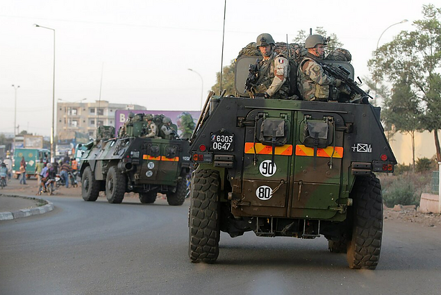 Žinios. Prancūzija su sąjungininkėmis išves savo pajėgas iš Malio