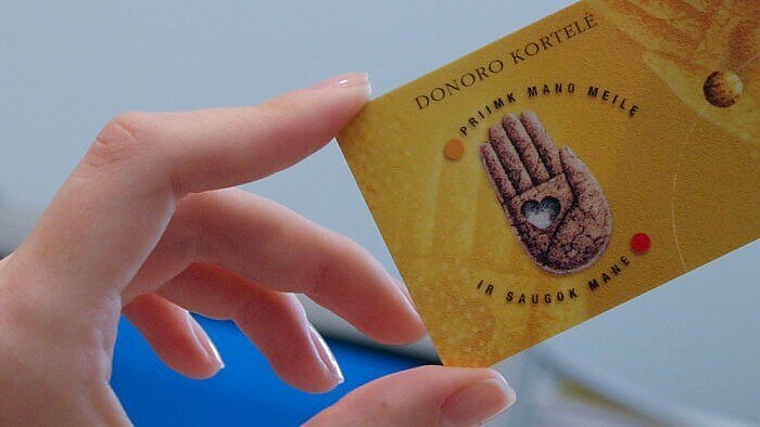 Daugėjant organų donoro kortelės turėtojų, nacionalinis transplantacijos biuras ragina apie savo valią pranešti artimiesiems
