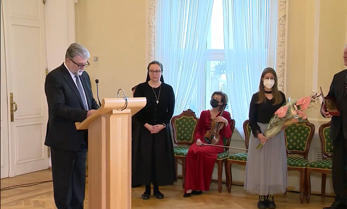 Metų Tolerancijos žmogumi išrinkta sesuo Viktorija Voidogaitė, Donskio premija skirta Rimantui Vanagui Metų Tolerancijos žmogumi išrinkta sesuo Viktorija Voidogaitė, Donskio premija skirta Rimantui Vanagui