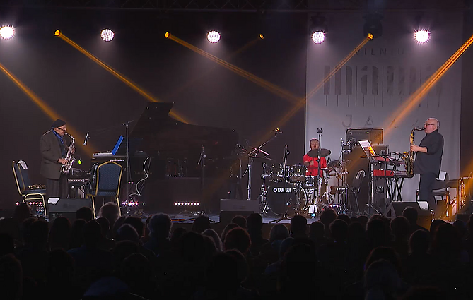 Tarptautinis džiazo festivalis „Vilnius Mama Jazz 2021“. Vladimiro Čekasino Trio. 1 d.