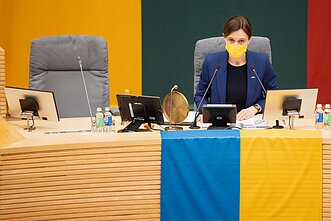 Seimas sprendžia dėl nepaprastosios padėties Lietuvoje įvedimo Seimas sprendžia dėl nepaprastosios padėties Lietuvoje įvedimo