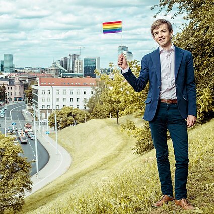 72 atspalviai. Kodėl naudingas viešas LGBT+ asmenų atsiskleidimas?