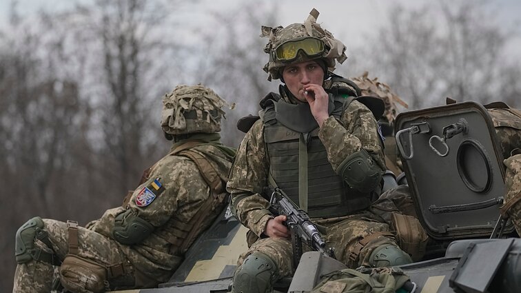 Žinios. Zelenskis: Ukraina „palikta viena“ kovoti su Rusija