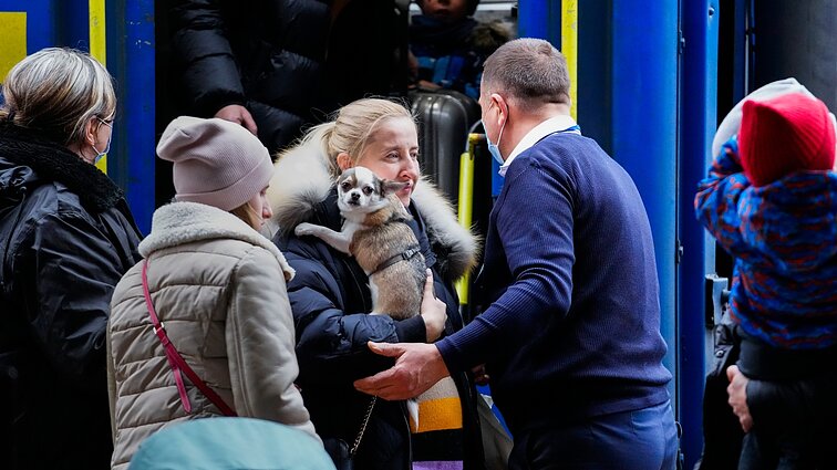 Reporteris iš Lenkijos ir Ukrainos pasienio: tikslių duomenų nėra, tačiau sieną šiandien kirto tūkstančiai