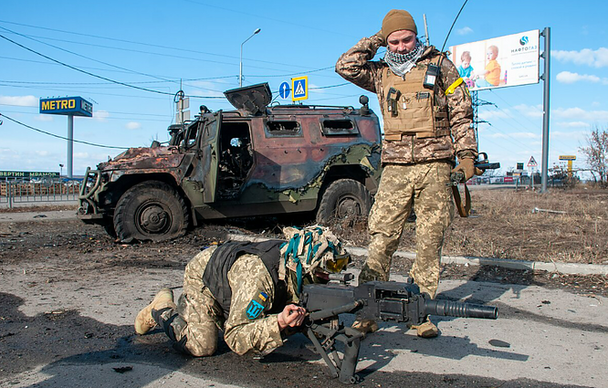 Žinios. Pranešama, kad link Kyjivo juda apie 60 km rusų karinės technikos kolona