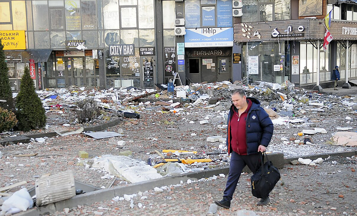 Gynybos ekspertas apie rusų koloną, judančią link Kyjivo: jeigu jiems pavyks įvažiuoti į sostinę, vyks žiaurūs mūšiai