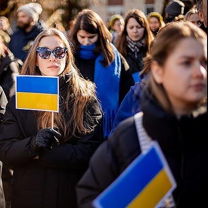 Čia ir dabar. Kuo ir kaip lietuviai padeda ukrainiečiams?