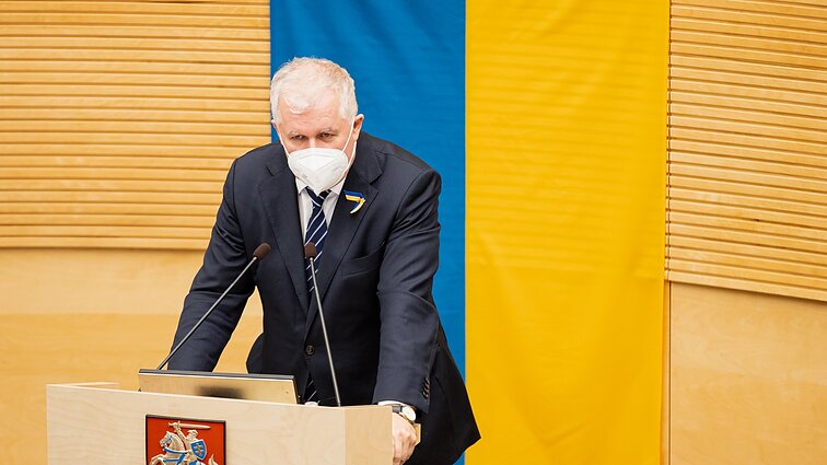 Žinios. Anušauskas: anksčiau ar vėliau Vakarams reikės apsispręsti dėl aktyvesnių žingsnių padedant Ukrainai